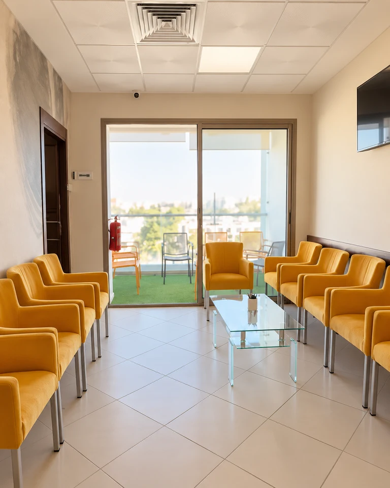 Salle d’attente — Cabinet médical RIHAB à Fès